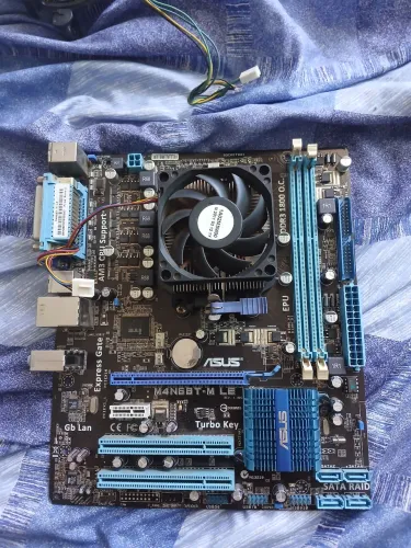 Kit Peças de PC - Placa-Mãe + Processador + Cooler | DDR3