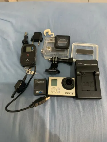 câmera gopro hero3+ com acessórios