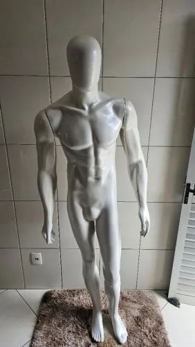 Vendo maniquin bonbado