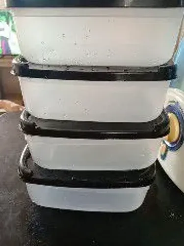 Vendo vasilhas de plásticos