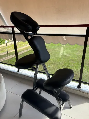 Cadeira de massagem portátil preta