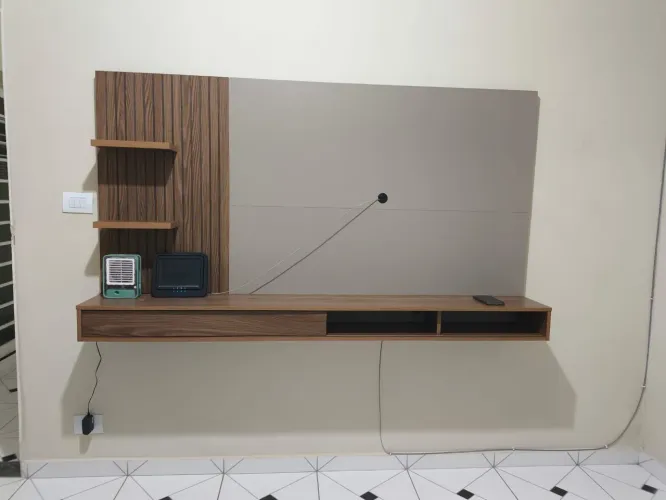 Painel de tv ripado