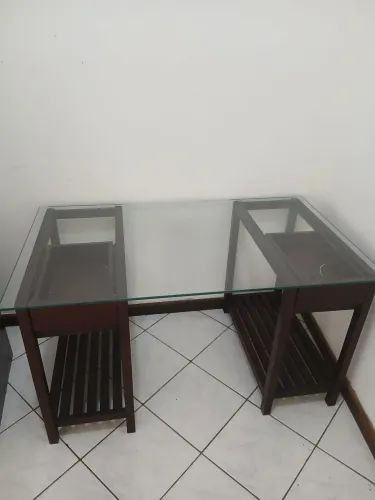 Vendo mesa multiuso e gaveteiro escritório