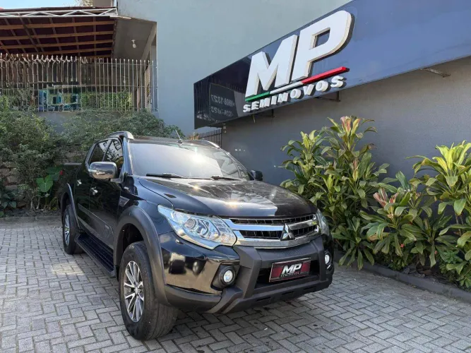 Mitsubishi L200 Triton Sport HPE-S 2.4 CD Dies. AUT 2021