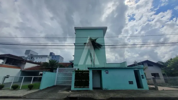 Apartamento residencial no segundo andar com 3 dormitórios, no bairro costa e silva