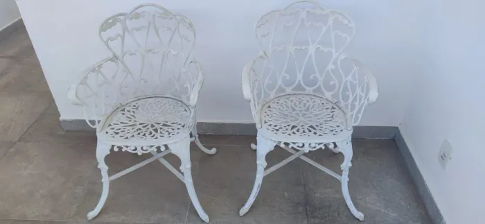 2 Cadeiras de jardim em alumínio fundido 