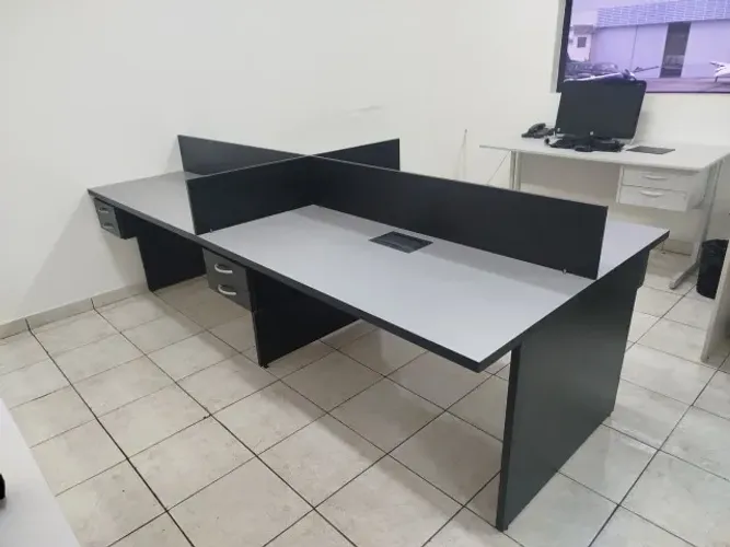 ESTAÇÃO DE TRABALHO 4 LUGARES