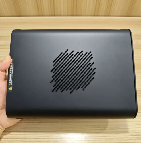 eGPU OneXPlayer ONEXGPU 2 (RX 7800M 12GB) - Completa na Caixa