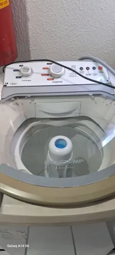 Máquina de lavar roupas, cm oequeno defeito