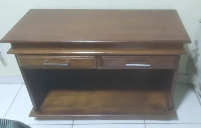 1 Criado Mudo Madeira de Lei