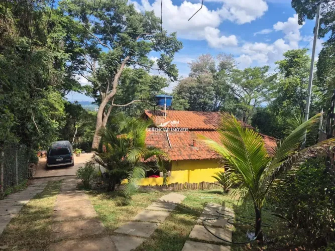 Chácara 1.840m² pomar e linda vista para mata de preservação em Juatuba-MG