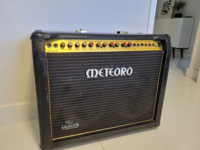 Amplificador combo Meteoro Jaguar Chorus 100w