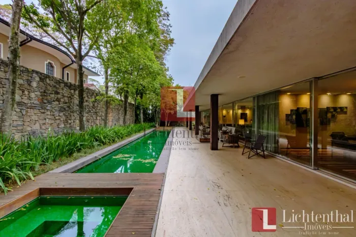 Casa à venda no Jardim Paulista, São Paulo | 4 suítes