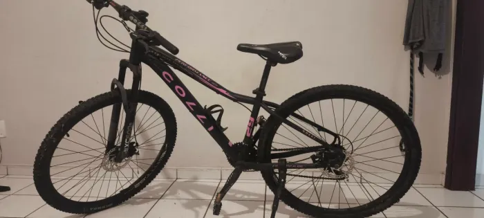 Bicicleta aro 29 colli