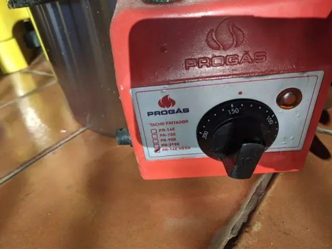 Fritadeira Elétrica Progás PR-14E 14L Óleo Industrial Cesto Removível