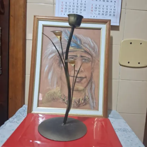Castiçal metal, perfeito 20 cm de altura, peça linda