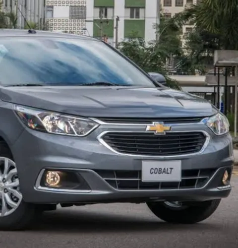 Sucata Chevrolet Cobalt 2017 para retirada de peças
