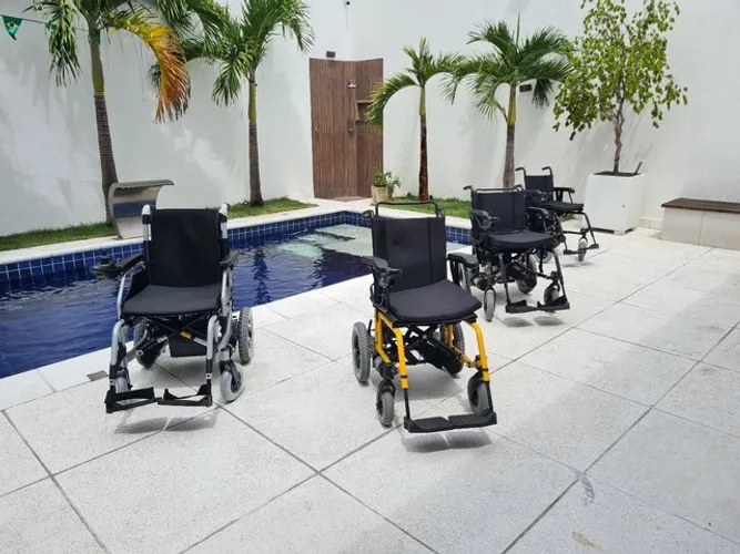 Cadeira de rodas motorizadas