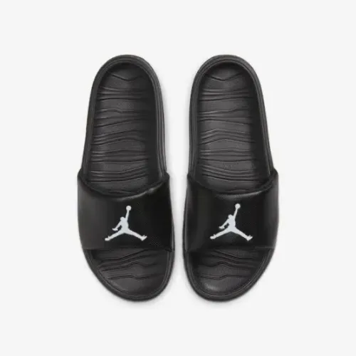 Chinelo Jordan 