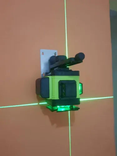 Nivel a laser 12 linhas a bateria e controle remoto 