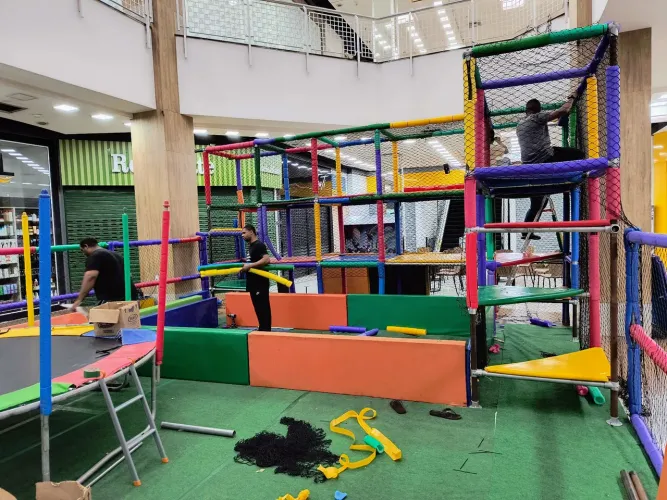 Montagem de eventos em shopping/ desmontagem de brinquedos mecânico / reformas 