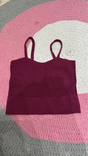 Top Feminino de Tricot Vinho