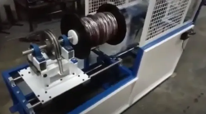 Maquina para Fitilho Torcido modelo TF40