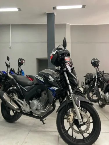 CB TWISTER CINZA 2022, procedência!