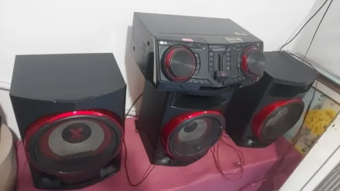 LG Xboom CJ88, seminovo, funcionando perfeitamente