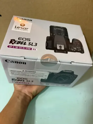 Câmera Digital Canon SL3 cor preto Eos Rebel Sl3 Dslr Com Lente 18-55mm (Lacrada com NF)