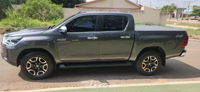Toyota Hilux CD SRX 4X4 2.8 TDI 16V Diesel Aut. 2022