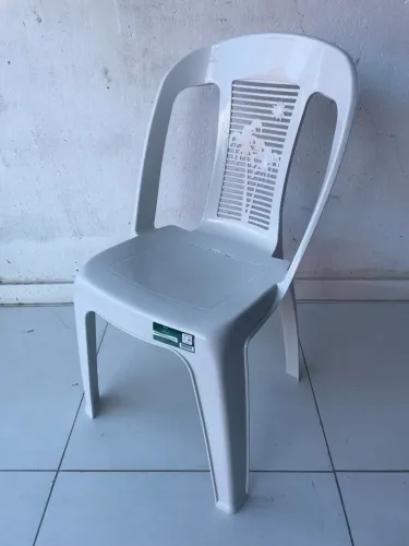 CADEIRA DE PLÁSTICO SEM BRAÇO DE PROMOÇÃO