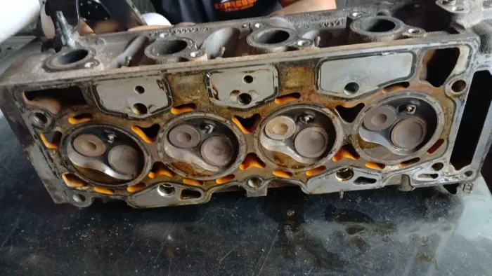 Cabeçote ford fiesta 1.0 8v flex original 