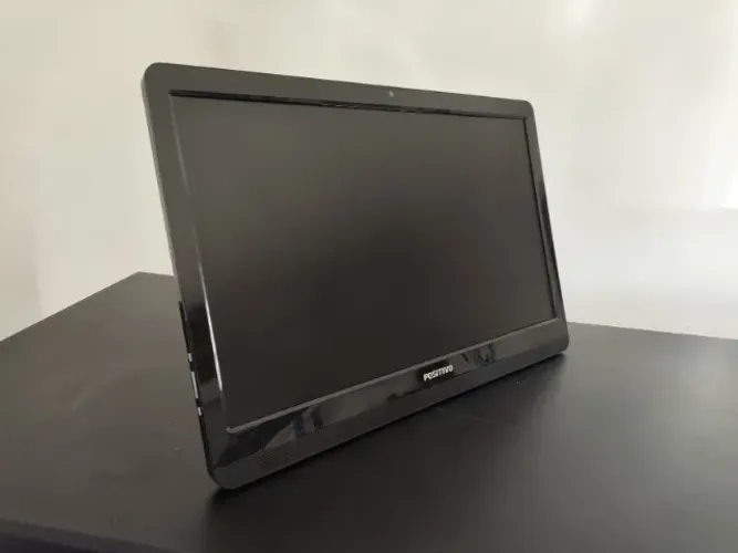 Computador All in One 23'' I3 6100 8GB SSD 240GB 