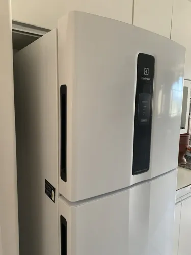Geladeira Electrolux Frost Free Duplex 390L