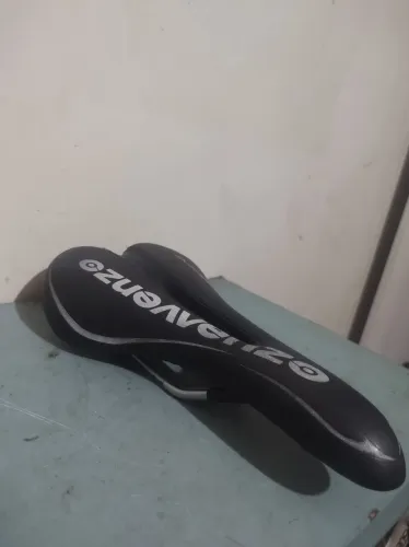 Banco Selim de bicicleta Venzo Challenge ddk 310g 