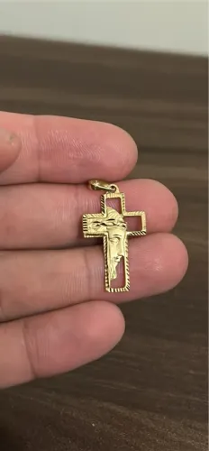 Pingente Crucifixo em Ouro 18K