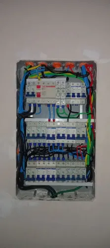 Eletricista residencial predial industrial 