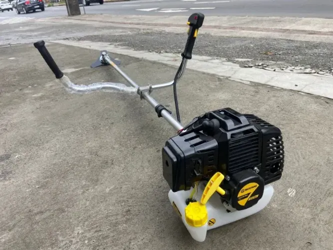 ROÇADEIRA A GASOLINA 52CC, COMPLETA, COM SUPER PROMOÇÃO, NOVA