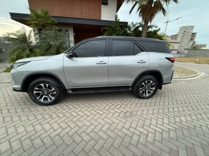 Toyota Hilux SW4 Diamond 2.8 TB 4X4 Die. Aut. 2024