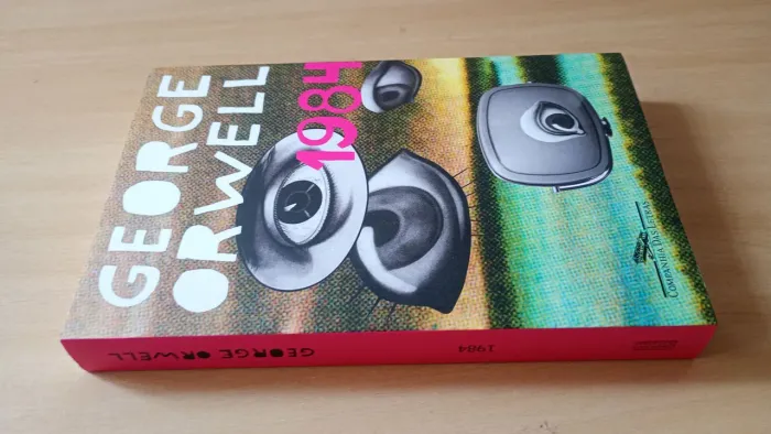 1984 - George Orwell.