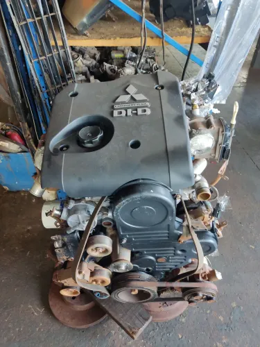 Motor 2.4 disel nova Triton compl
