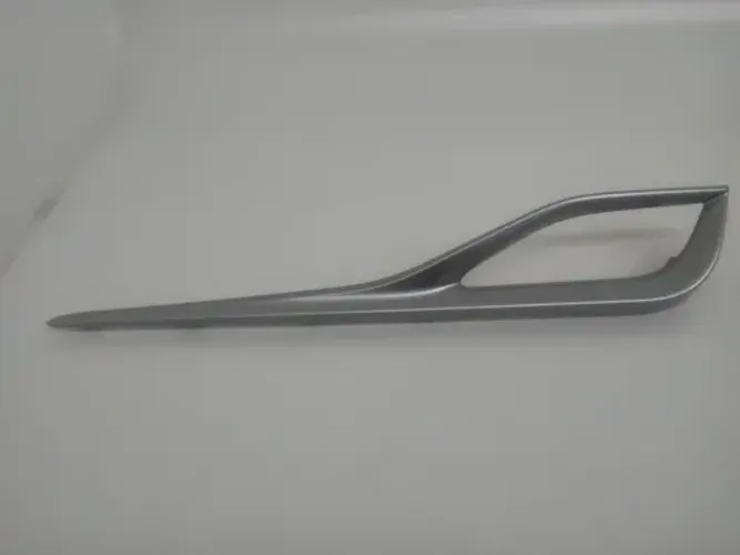 Moldura Direita Toyota Yaris 2019