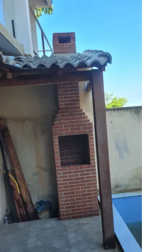 Churrasqueira pura tijolo vermelho
