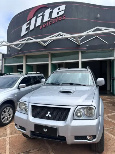 Mitsubishi Pajero Sport HPE 2.5 4X4 Diesel Mec. 2009
