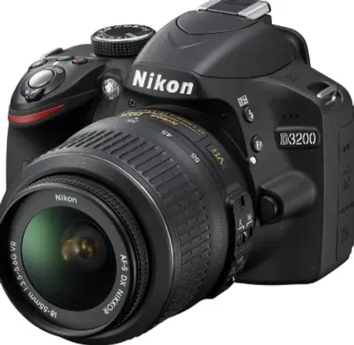 Camera Nikon D3200 com Lente 18mm-105mm