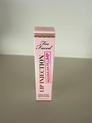 Too Faced Lip Injection Maximum Plump
