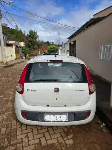 Fiat Palio Attractive 1.0 EVO Fire Flex 8V 5P 2013