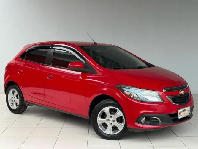 CHEVROLET ONIX HATCH LT 1.4 8V FLEXPOWER 5P MEC 2013