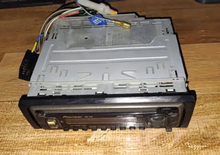 Som Pionner automotivo CD retro antigo DEH1150